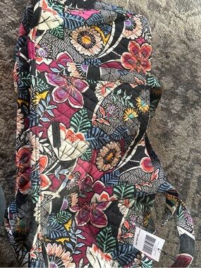 Quilted Floral Tote Bag in Black Multicolor